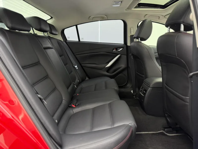 Mazda Atenza 2015 2.0L Blue Sky Deluxe Edition exterior photo 4
