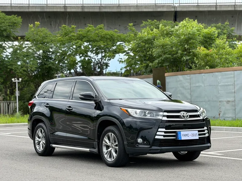 Toyota Highlander 2018 2.0T Version élite à deux roues motrices 7 Siège État VI extérieur photo 3 Toyota Highlander 2018 2.0T Version élite à deux roues motrices 7 Siège État VI extérieur photo 3