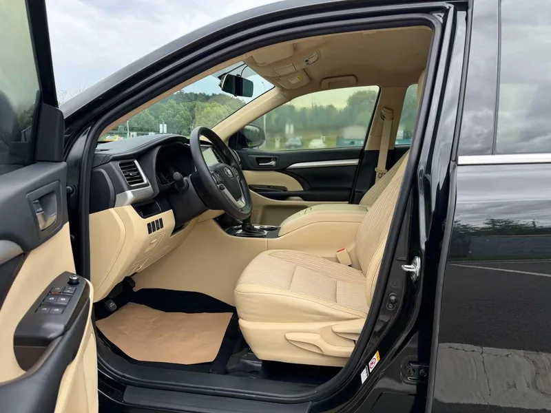 Toyota Highlander 2018 2.0T Version élite à deux roues motrices 7 Siège État VI extérieur photo 5 Toyota Highlander 2018 2.0T Version élite à deux roues motrices 7 Siège État VI extérieur photo 5
