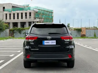Toyota Highlander 2018 2.0T Version élite à deux roues motrices 7 Siège État VI intérieur photo 20 Toyota Highlander 2018 2.0T Version élite à deux roues motrices 7 Siège État VI intérieur photo 20