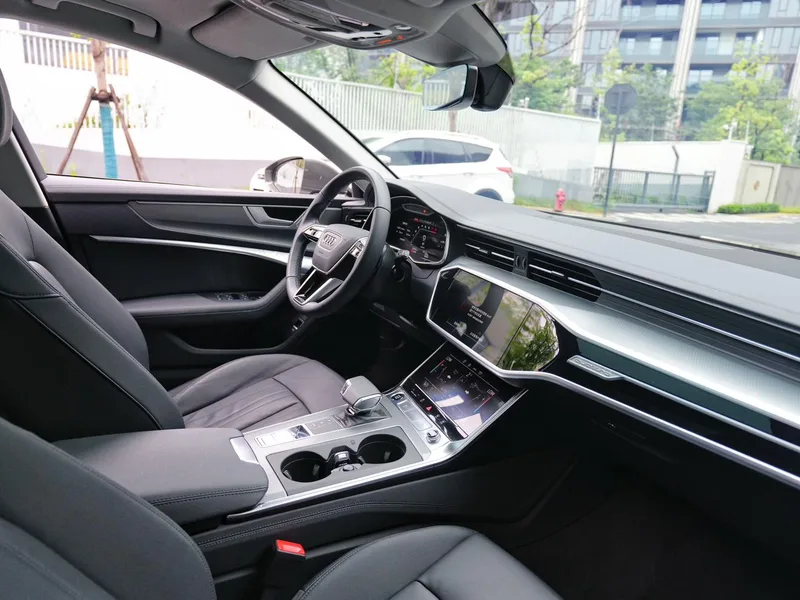Audi A6 2021 allroad quattro Explore Home 55 TFSI Exclusive off-road type interior photo 8 Audi A6 2021 allroad quattro Explore Home 55 TFSI Exclusive off-road type interior photo 8