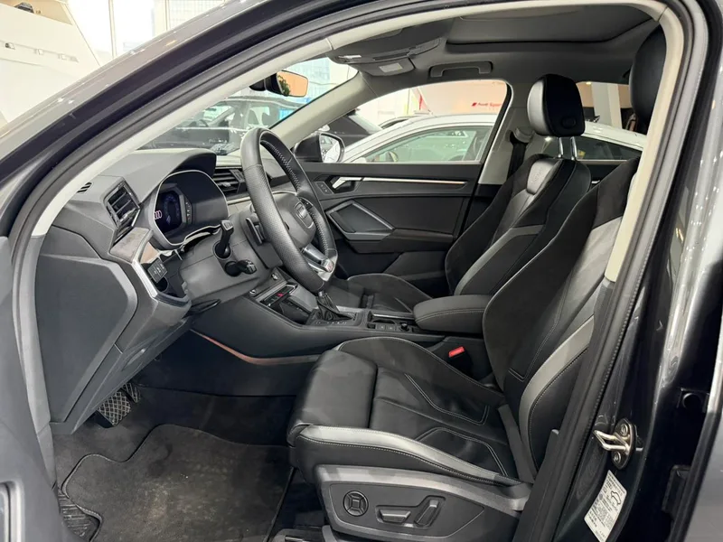 Audi Q3 Sportback 2021 40 TFSI Enjoying Life Edition exterior photo 7 Audi Q3 Sportback 2021 40 TFSI Enjoying Life Edition exterior photo 7