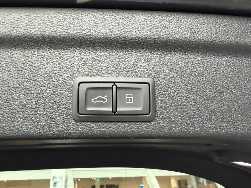 Audi Q3 Sportback 2021 40 TFSI Enjoying Life Edition interior photo 20 Audi Q3 Sportback 2021 40 TFSI Enjoying Life Edition interior photo 20