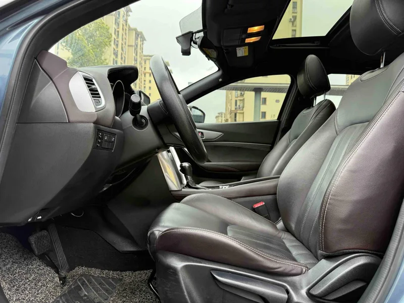 Mazda CX-4 2018 2.0L Versión mejorada del sabor del cielo azul con tracción automática en dos ruedas País VI exterior foto 5 Mazda CX-4 2018 2.0L Versión mejorada del sabor del cielo azul con tracción automática en dos ruedas País VI exterior foto 5