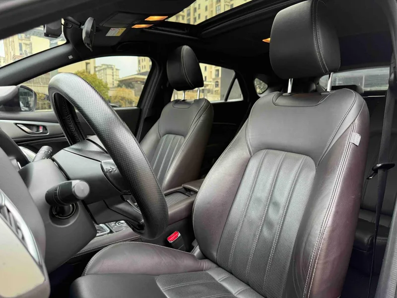 Mazda CX-4 2018 2.0L Versión mejorada del sabor del cielo azul con tracción automática en dos ruedas País VI interior foto 10 Mazda CX-4 2018 2.0L Versión mejorada del sabor del cielo azul con tracción automática en dos ruedas País VI interior foto 10