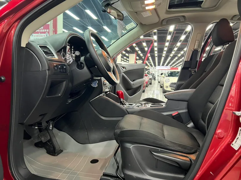 Mazda CX-5 2015 2.0L Automatic two-wheel drive urban type exterior photo 5