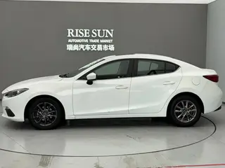 Mazda Mazda3 Axela 2014 Трёхобъёмный 1.5L Автоматическая люксовая модель экстерьер фото 3 Mazda Mazda3 Axela 2014 Трёхобъёмный 1.5L Автоматическая люксовая модель экстерьер фото 3