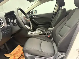 Mazda Mazda3 Axela 2014 Трёхобъёмный 1.5L Автоматическая люксовая модель экстерьер фото 6 Mazda Mazda3 Axela 2014 Трёхобъёмный 1.5L Автоматическая люксовая модель экстерьер фото 6