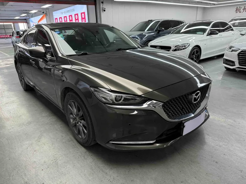 Mazda Atenza 2020 2.0L Blue Sky Deluxe Edition экстерьер фото 3 Mazda Atenza 2020 2.0L Blue Sky Deluxe Edition экстерьер фото 3