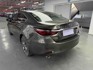 Mazda Atenza 2020 2.0L Blue Sky Deluxe Edition интерьер фото 9 Mazda Atenza 2020 2.0L Blue Sky Deluxe Edition интерьер фото 9