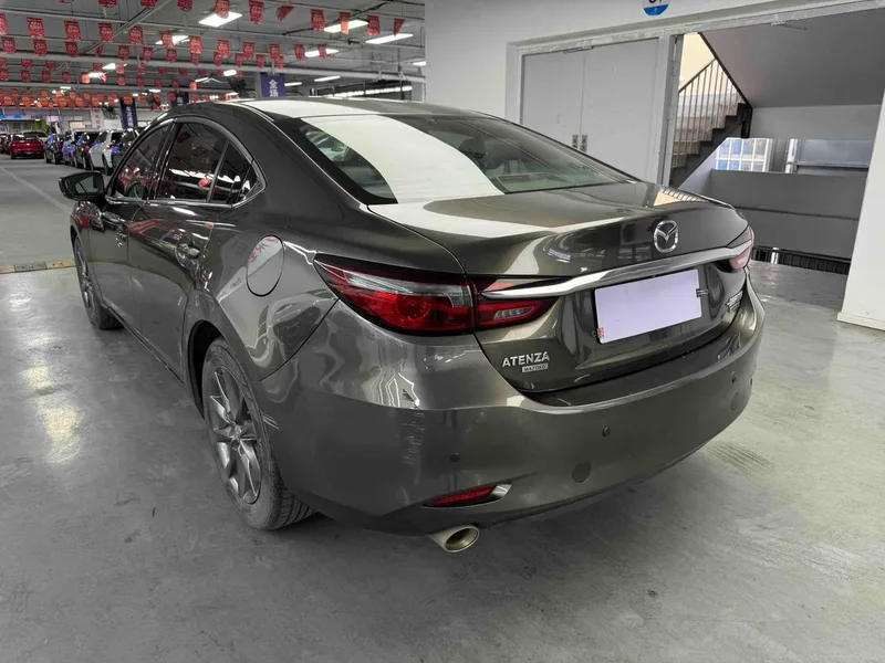 Mazda Atenza 2020 2.0L Blue Sky Deluxe Edition интерьер фото 9 Mazda Atenza 2020 2.0L Blue Sky Deluxe Edition интерьер фото 9