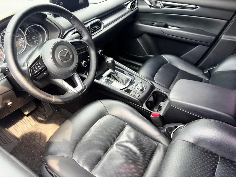 Mazda CX-5 2024 2.0L Automatic two-wheel drive comfort type interior photo 10 Mazda CX-5 2024 2.0L Automatic two-wheel drive comfort type interior photo 10