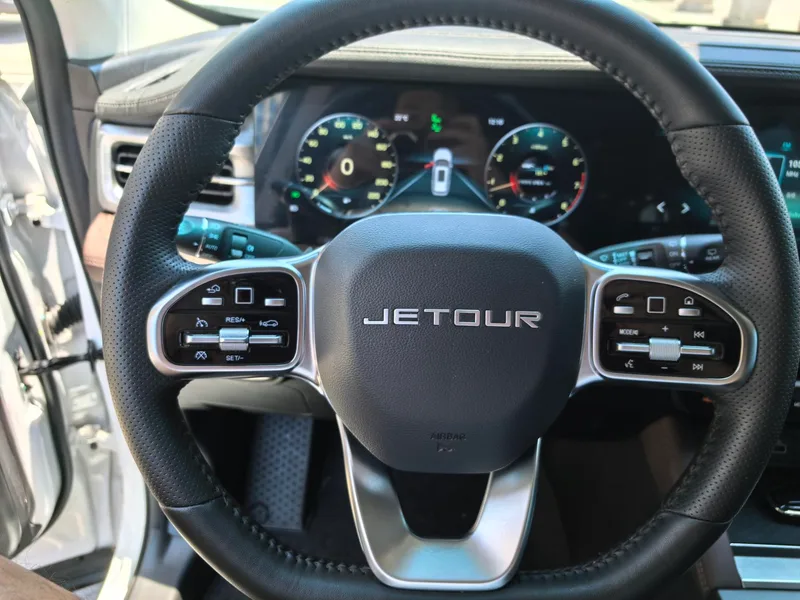 Jetour X90 PLUS 2021 1.6TD DCT Villa intérieur photo 10
