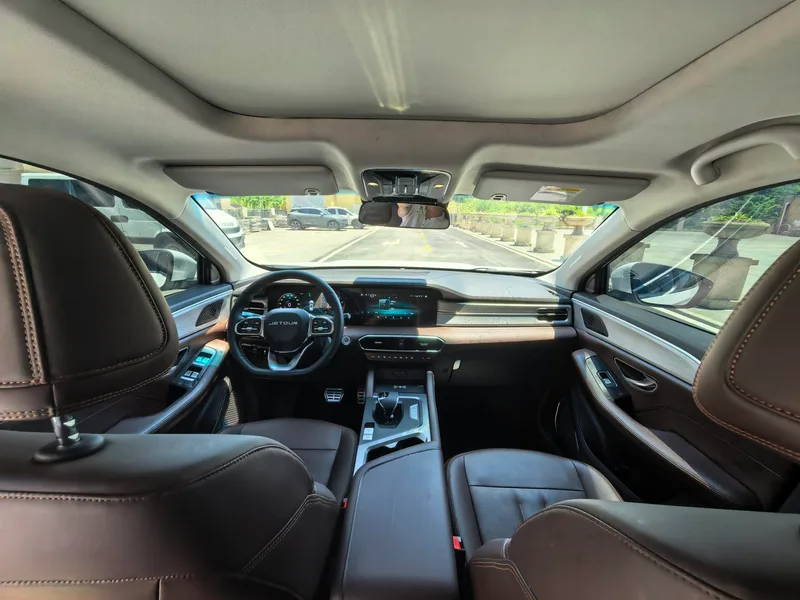 Jetour X90 PLUS 2021 1.6TD DCT Villa intérieur photo 14