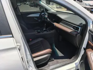 Jetour X90 PLUS 2021 1.6TD DCT Villa intérieur photo 16