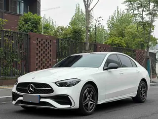 Mercedes-Benz C-Class 2024 C 260 L Hao Night Sports Edition exterior photo 1 Mercedes-Benz C-Class 2024 C 260 L Hao Night Sports Edition exterior photo 1