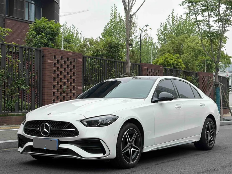 Mercedes-Benz C-Class 2024 C 260 L Hao Night Sports Edition exterior photo 1 Mercedes-Benz C-Class 2024 C 260 L Hao Night Sports Edition exterior photo 1
