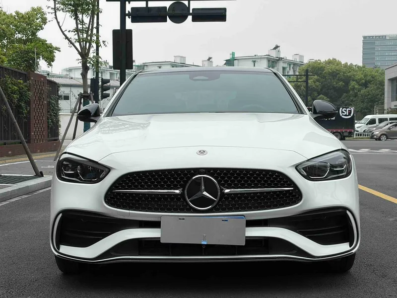 Mercedes-Benz C-Class 2024 C 260 L Hao Night Sports Edition exterior photo 2 Mercedes-Benz C-Class 2024 C 260 L Hao Night Sports Edition exterior photo 2