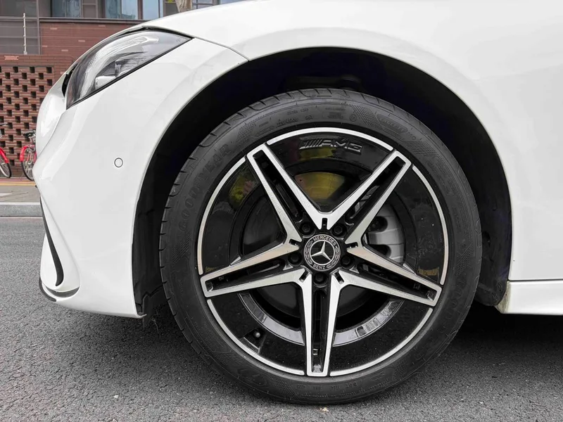 Mercedes-Benz C-Class 2024 C 260 L Hao Night Sports Edition exterior photo 4 Mercedes-Benz C-Class 2024 C 260 L Hao Night Sports Edition exterior photo 4