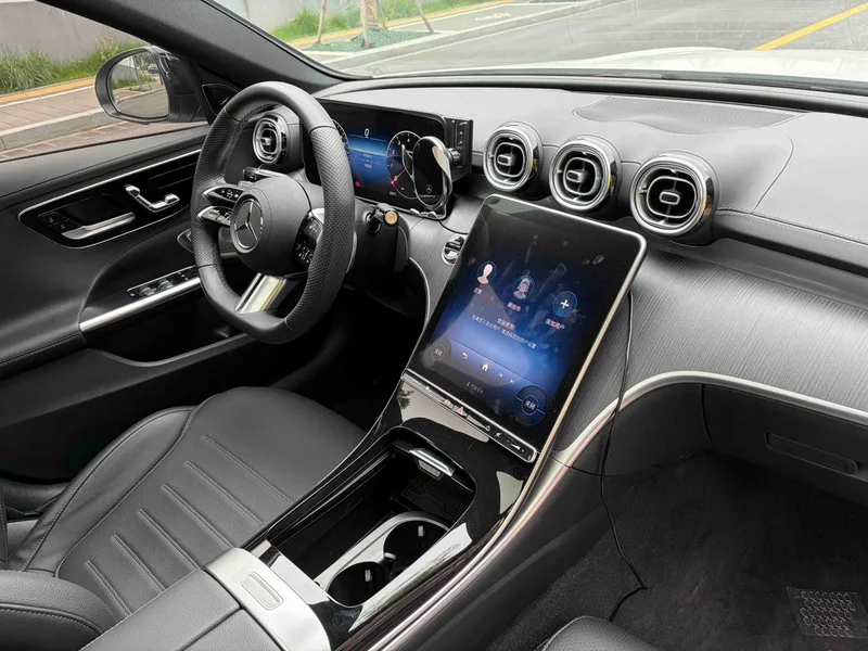 Mercedes-Benz C-Class 2024 C 260 L Hao Night Sports Edition interior photo 12 Mercedes-Benz C-Class 2024 C 260 L Hao Night Sports Edition interior photo 12