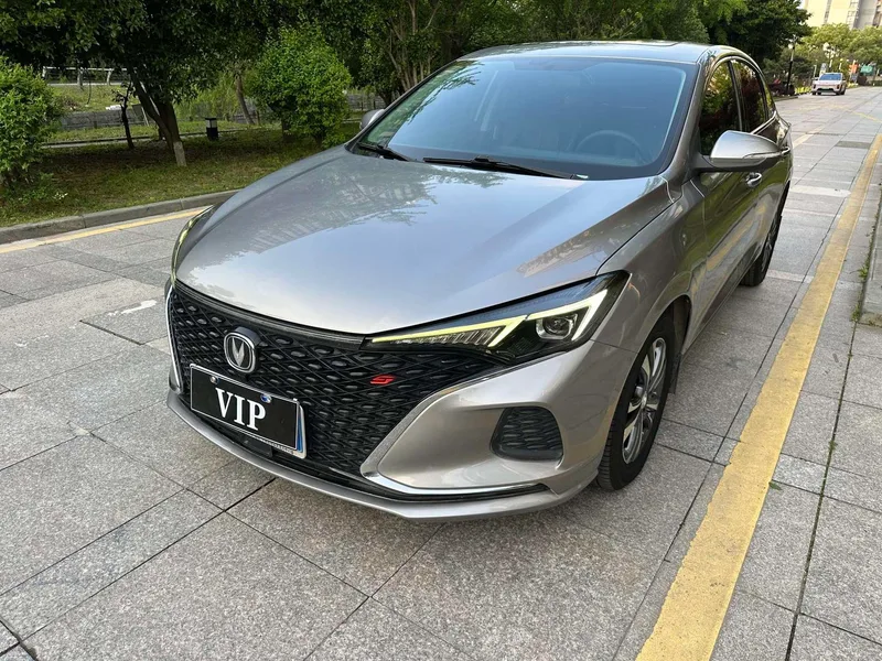 Changan Eado 2020 PLUS Baleine bleue NE 1.4T GDI Type de luxe automatique extérieur photo 1 Changan Eado 2020 PLUS Baleine bleue NE 1.4T GDI Type de luxe automatique extérieur photo 1