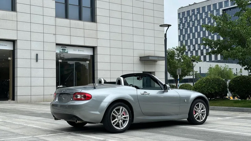 Mazda MX-5 2009 2.0 exterior foto 6 Mazda MX-5 2009 2.0 exterior foto 6