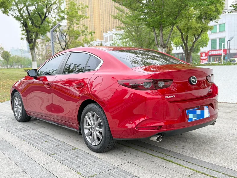 Mazda Mazda3 Axela 2020 1.5L Automatic quality version exterior photo 4 Mazda Mazda3 Axela 2020 1.5L Automatic quality version exterior photo 4