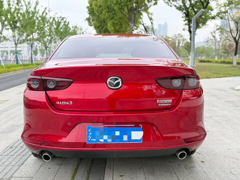 Mazda Mazda3 Axela 2020 1.5L Automatic quality version exterior photo 5 Mazda Mazda3 Axela 2020 1.5L Automatic quality version exterior photo 5