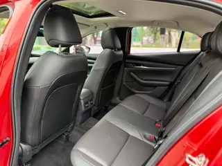 Mazda Mazda3 Axela 2020 1.5L Automatic quality version interior photo 7 Mazda Mazda3 Axela 2020 1.5L Automatic quality version interior photo 7