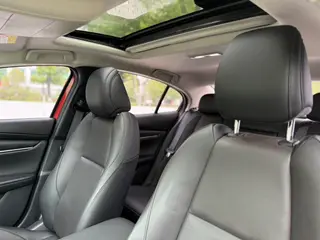 Mazda Mazda3 Axela 2020 1.5L Automatic quality version interior photo 10 Mazda Mazda3 Axela 2020 1.5L Automatic quality version interior photo 10