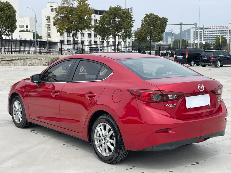 Mazda Mazda3 Axela 2017 Tres volúmenes 1.5L Tipo de confort automático País V interior foto 7 Mazda Mazda3 Axela 2017 Tres volúmenes 1.5L Tipo de confort automático País V interior foto 7