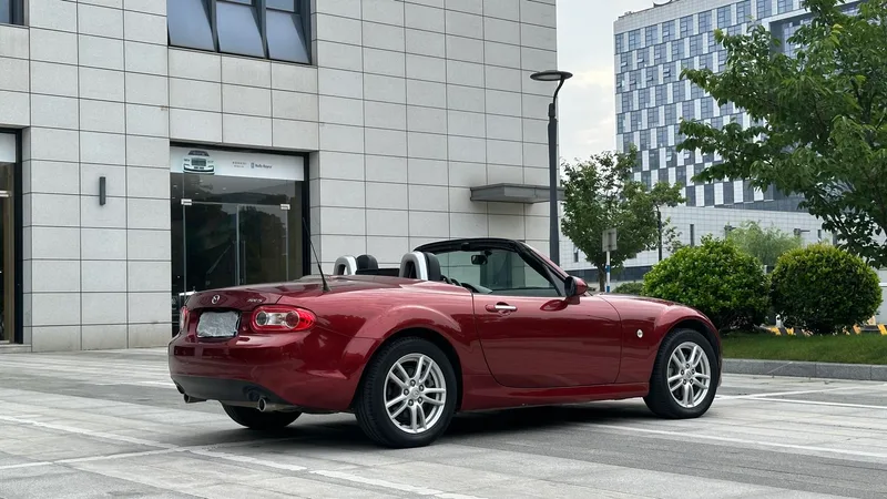 Mazda MX-5 2009 2.0 extérieur photo 9 Mazda MX-5 2009 2.0 extérieur photo 9