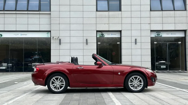 Mazda MX-5 2009 2.0 intérieur photo 10 Mazda MX-5 2009 2.0 intérieur photo 10