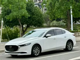 Mazda Mazda3 Axela 2021 1.5L Автоматическая качественная версия экстерьер фото 1