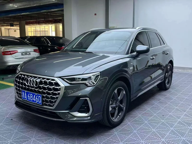 Audi Q3 2024 35 TFSI Mode dynamique extérieur photo 1 Audi Q3 2024 35 TFSI Mode dynamique extérieur photo 1
