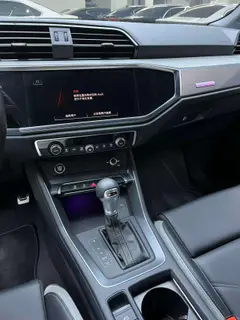 Audi Q3 2024 35 TFSI Mode dynamique intérieur photo 17 Audi Q3 2024 35 TFSI Mode dynamique intérieur photo 17