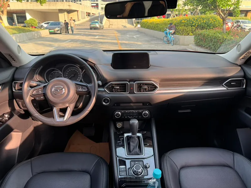 Mazda CX-5 2020 2.0L Automatic two-wheel drive smart model interior photo 19 Mazda CX-5 2020 2.0L Automatic two-wheel drive smart model interior photo 19