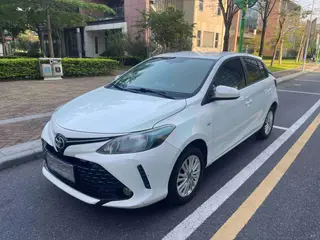 Toyota Vios FS 2017 1.5L CVT Versión Fengchi