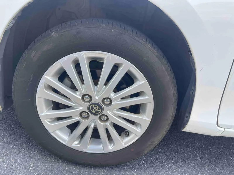 Toyota Vios FS 2017 1.5L CVT Versión Fengchi exterior foto 9 Toyota Vios FS 2017 1.5L CVT Versión Fengchi exterior foto 9