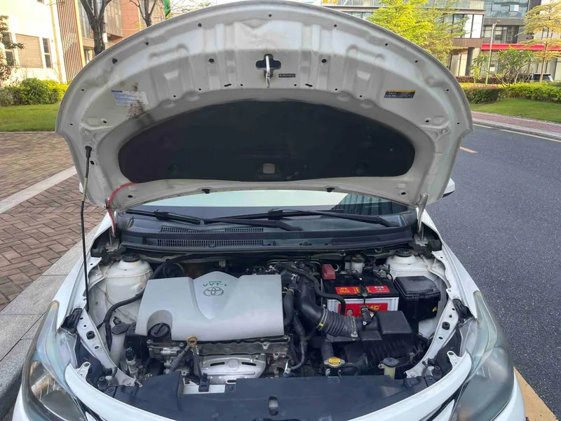 Toyota Vios FS 2017 1.5L CVT Versión Fengchi interior foto 11 Toyota Vios FS 2017 1.5L CVT Versión Fengchi interior foto 11