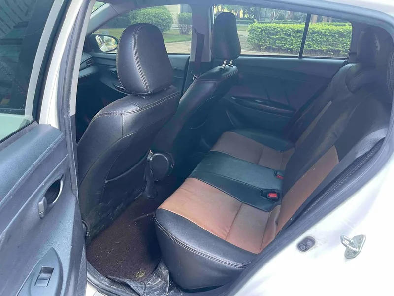 Toyota Vios FS 2017 1.5L CVT Versión Fengchi interior foto 18 Toyota Vios FS 2017 1.5L CVT Versión Fengchi interior foto 18