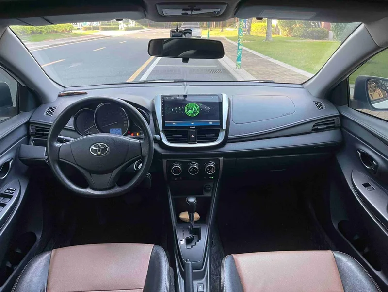 Toyota Vios FS 2017 1.5L CVT Versión Fengchi interior foto 19 Toyota Vios FS 2017 1.5L CVT Versión Fengchi interior foto 19