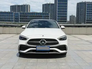 Mercedes-Benz C-Class 2025 Restyling C 260 L Sports version exterior photo 2 Mercedes-Benz C-Class 2025 Restyling C 260 L Sports version exterior photo 2