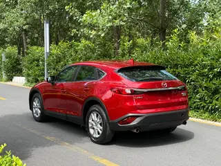 Mazda CX-4 2018 2.0L Автоматический двухприводный Blue Sky Discovery Edition Страна В. экстерьер фото 3