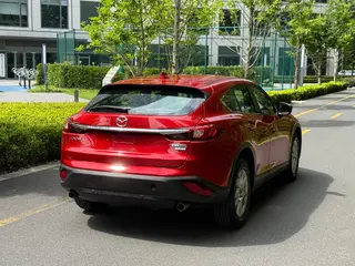 Mazda CX-4 2018 2.0L Автоматический двухприводный Blue Sky Discovery Edition Страна В. экстерьер фото 5