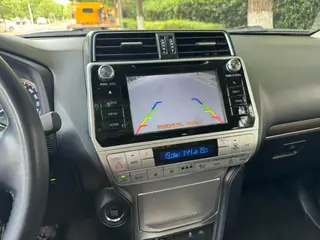 Toyota Prado 2018 3.5L Automatique TX-L Pin de secours à l'arrière intérieur photo 10 Toyota Prado 2018 3.5L Automatique TX-L Pin de secours à l'arrière intérieur photo 10