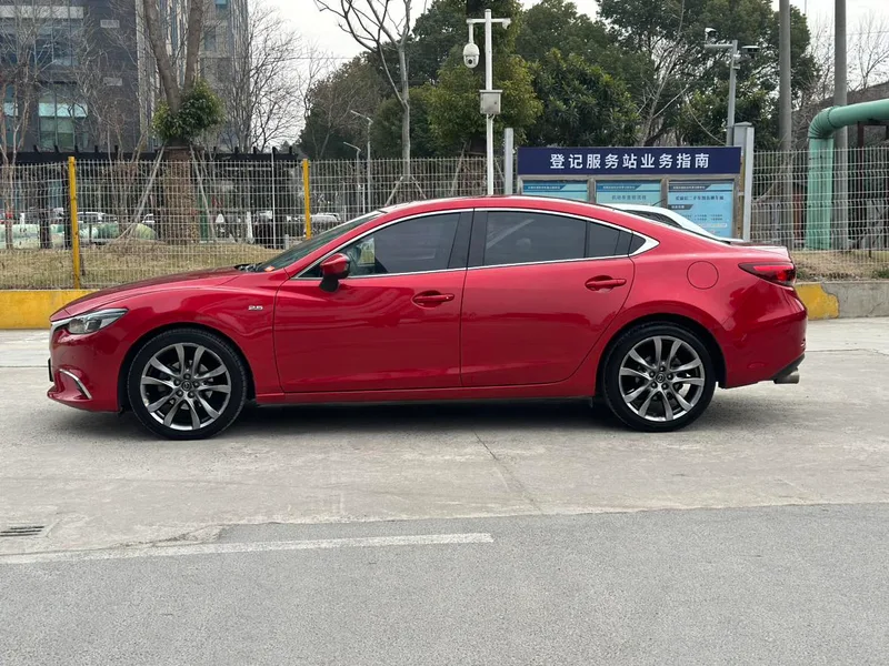Mazda Atenza 2017 2.5L Blue Sky Sport Edition exterior photo 5