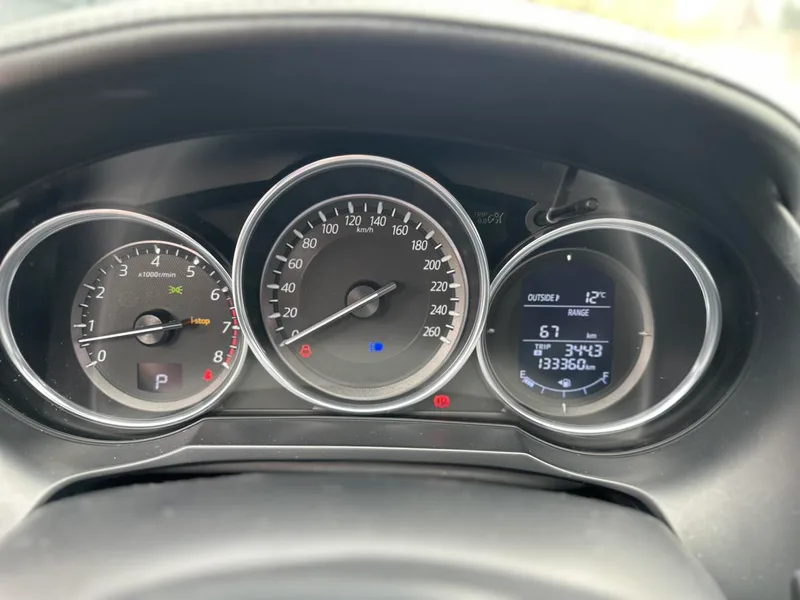Mazda Atenza 2017 2.5L Blue Sky Sport Edition interior photo 10