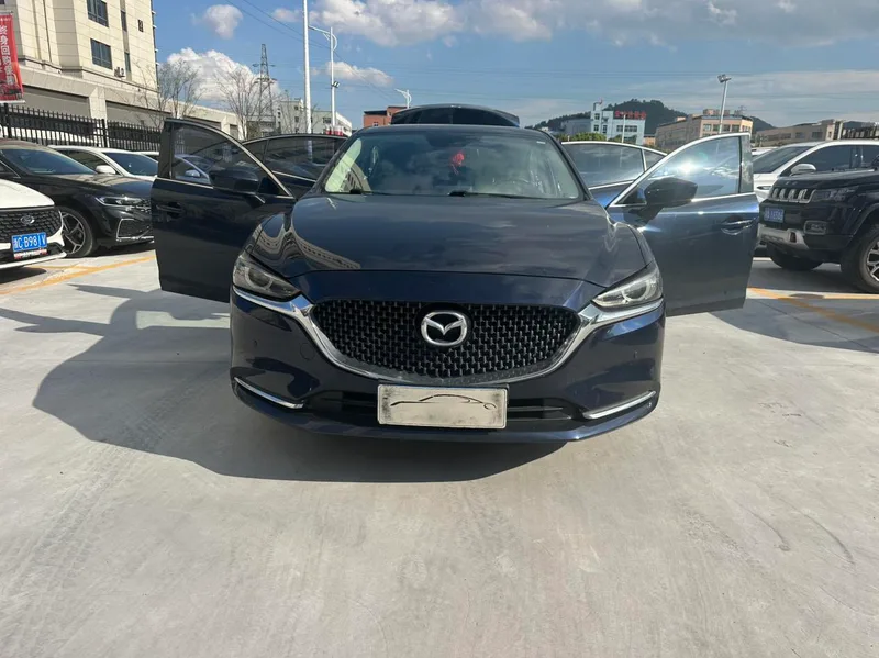 Mazda Atenza 2020 2.5L Blue Sky Sport Edition exterior photo 4