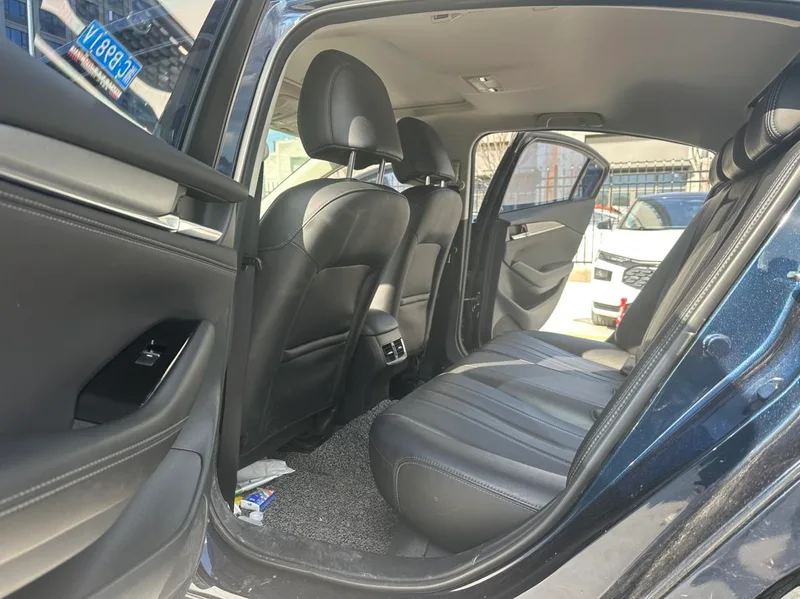 Mazda Atenza 2020 2.5L Blue Sky Sport Edition exterior photo 6